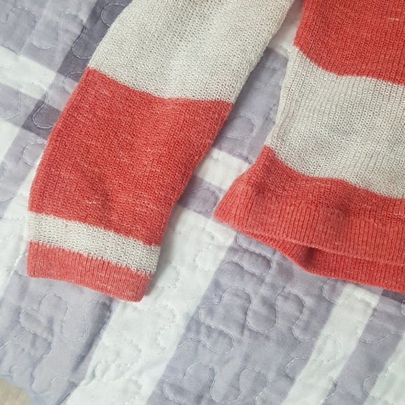 Black Tape sweater - Picture 4 of 4